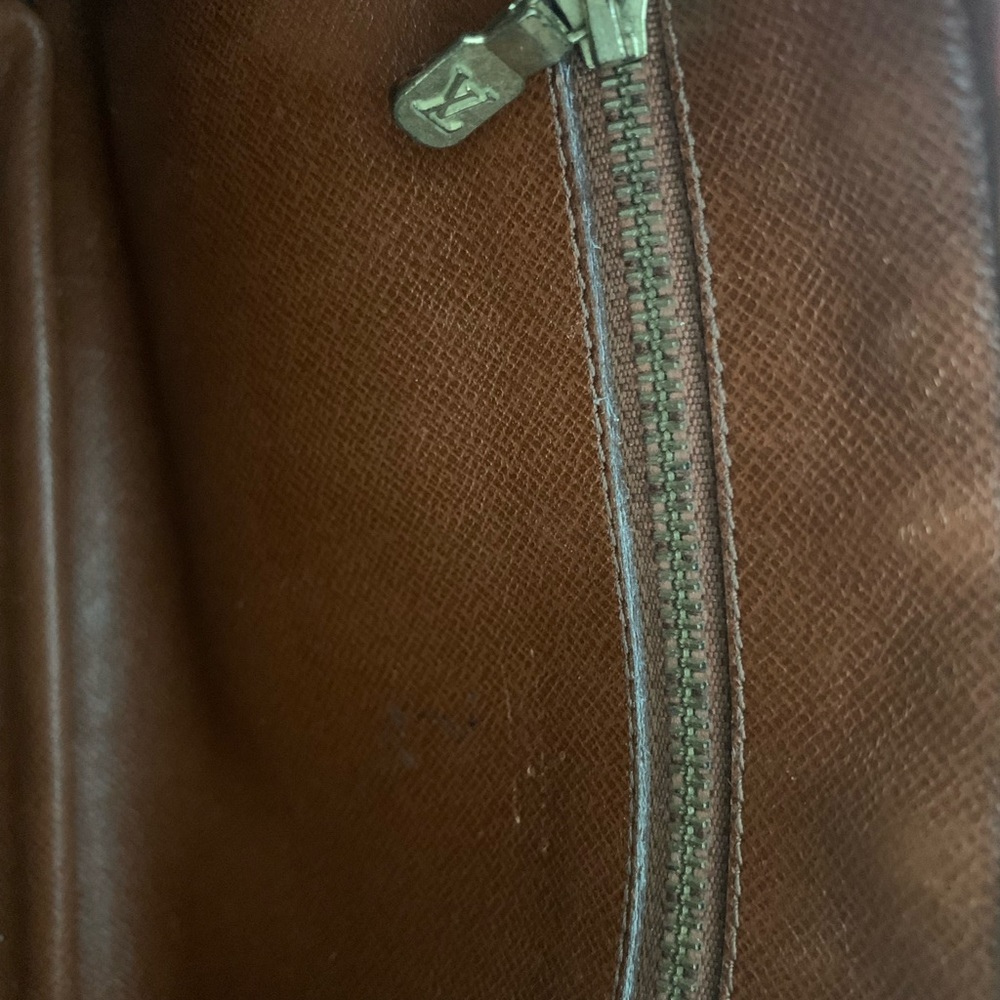 Vintage Louis Vuitton Crossbody Bag - Picture 6 of 14